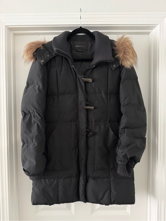 BCBGMaxAzria Jackets & Blazers - BCBGMAXAZRIA Duck Down
Filled Fur Trim Removable Hood
Puffer Coat Parka Size M